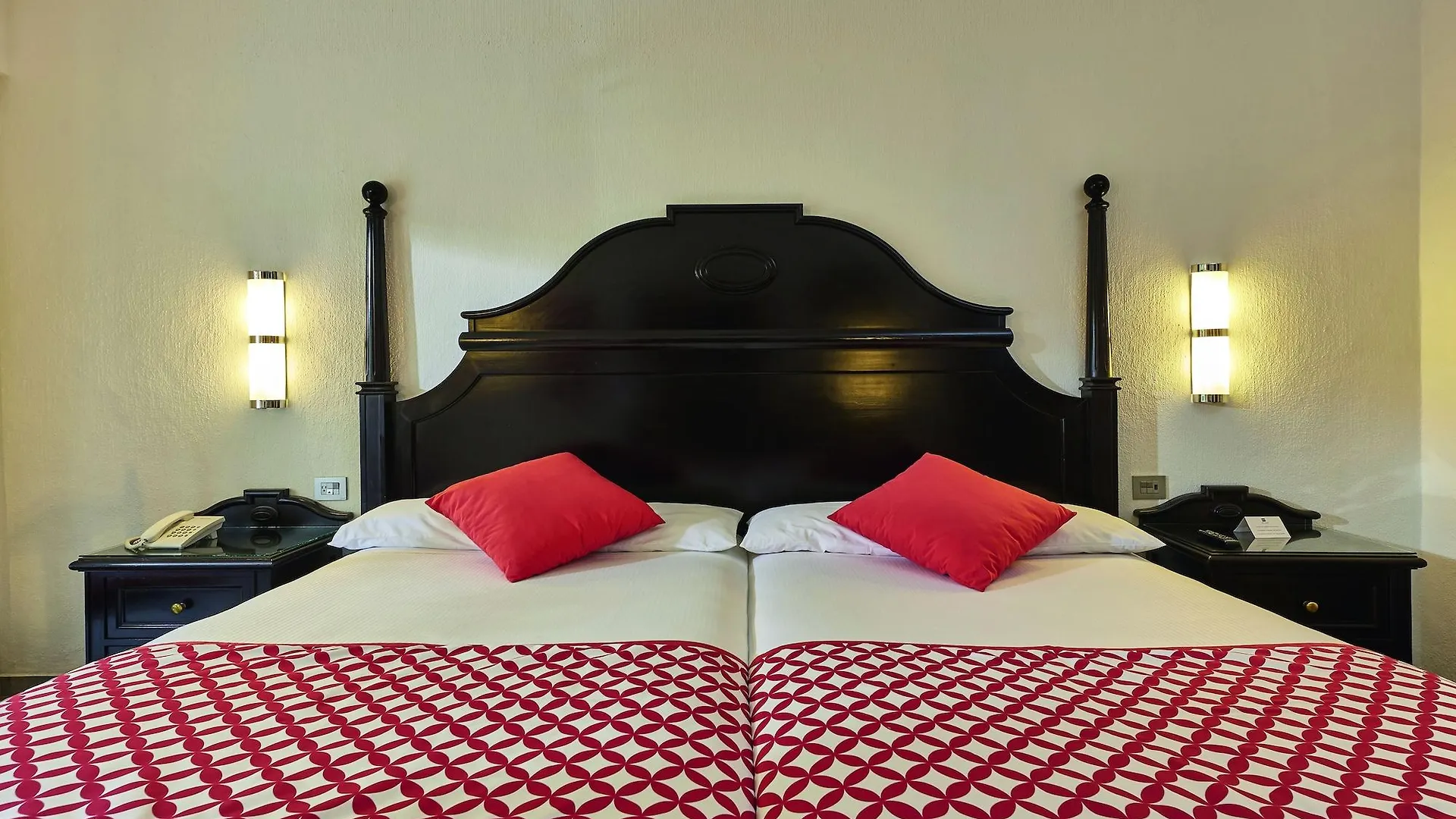 Riu Tequila Hotel Playa del Carmen 5*,