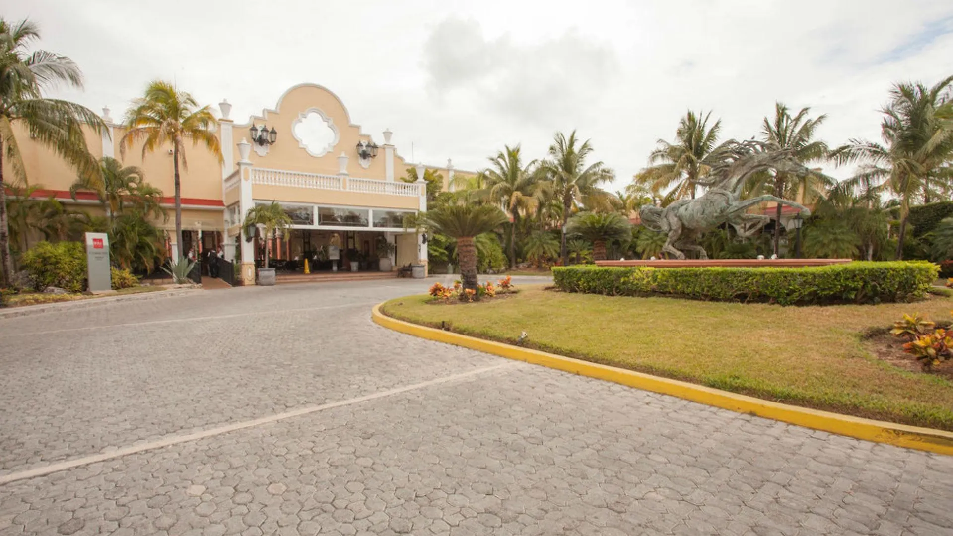 Riu Tequila Hotel Playa del Carmen